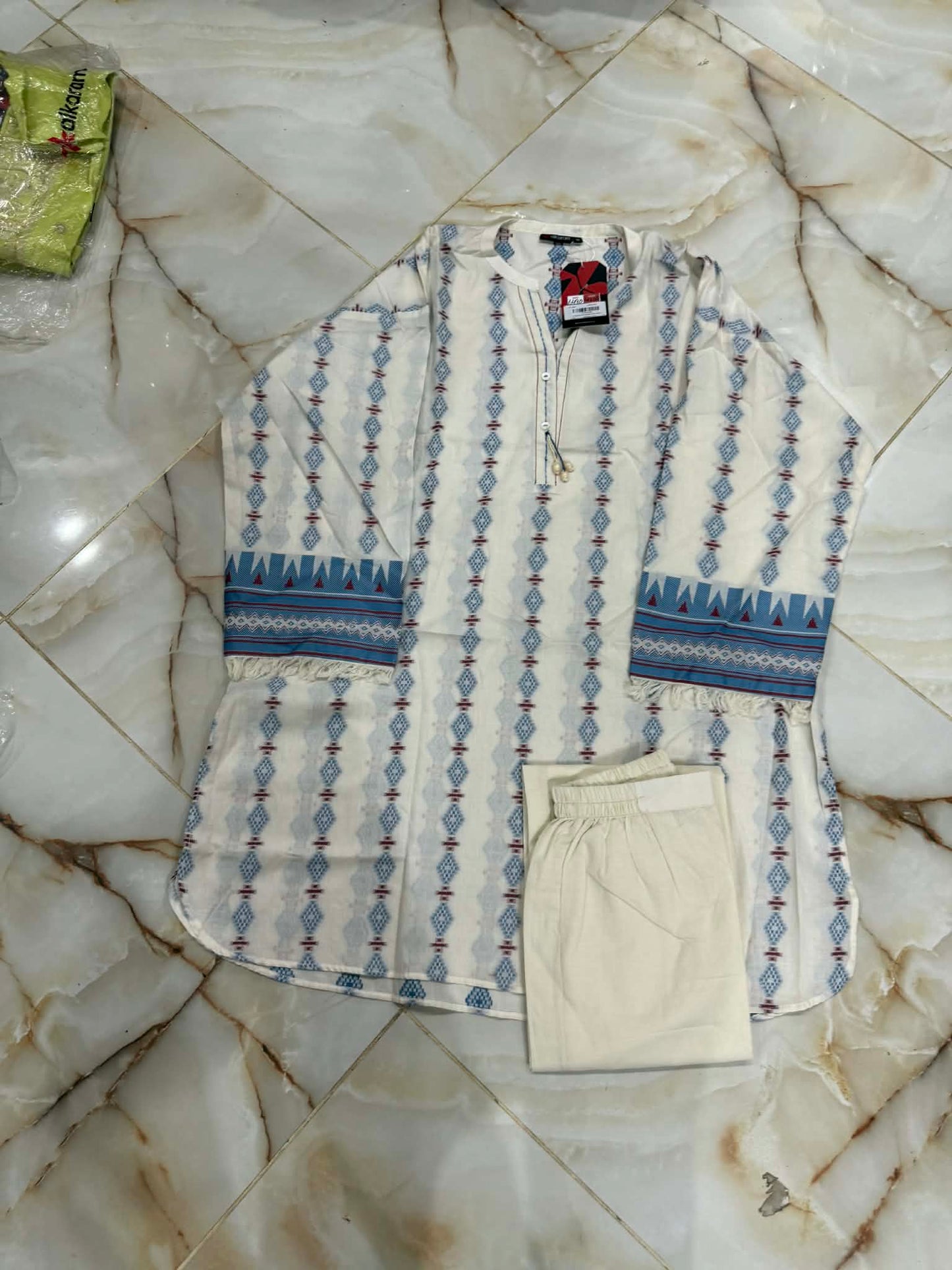 AL KARAM 02 PC STITCH SUIT / OFF WHITE