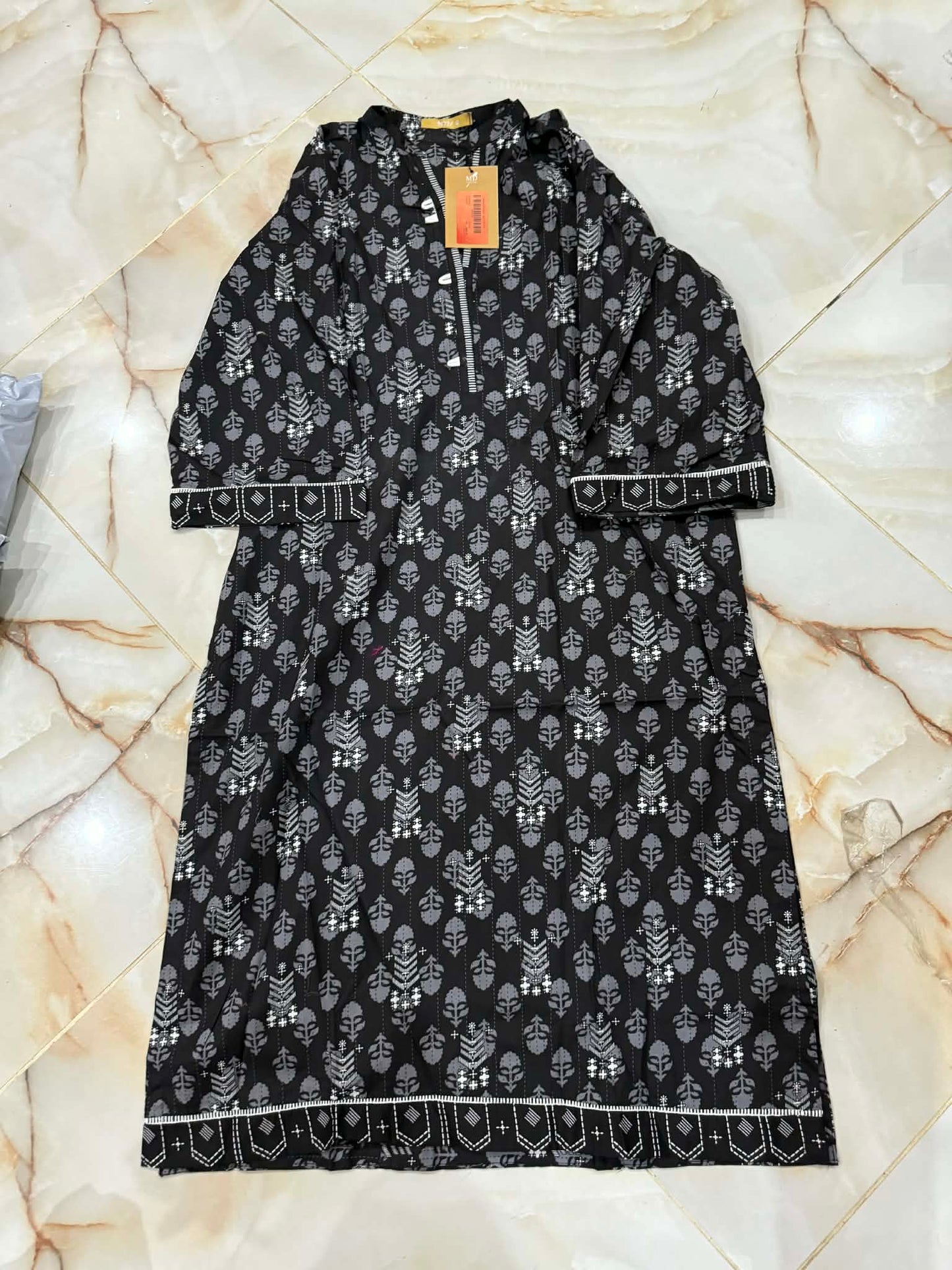 MTJ 01 PC STITCH KURTI / BLACK