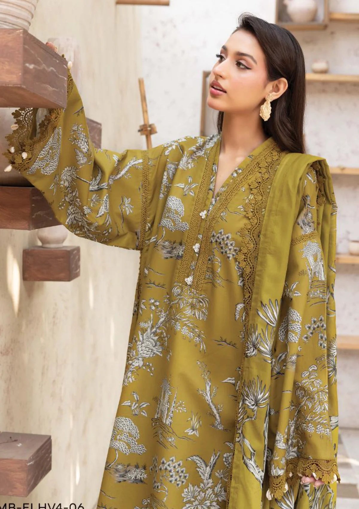 Lawn - M.Basics - Elaheh 26 - MB-ELHV4-06/UNSTITCH