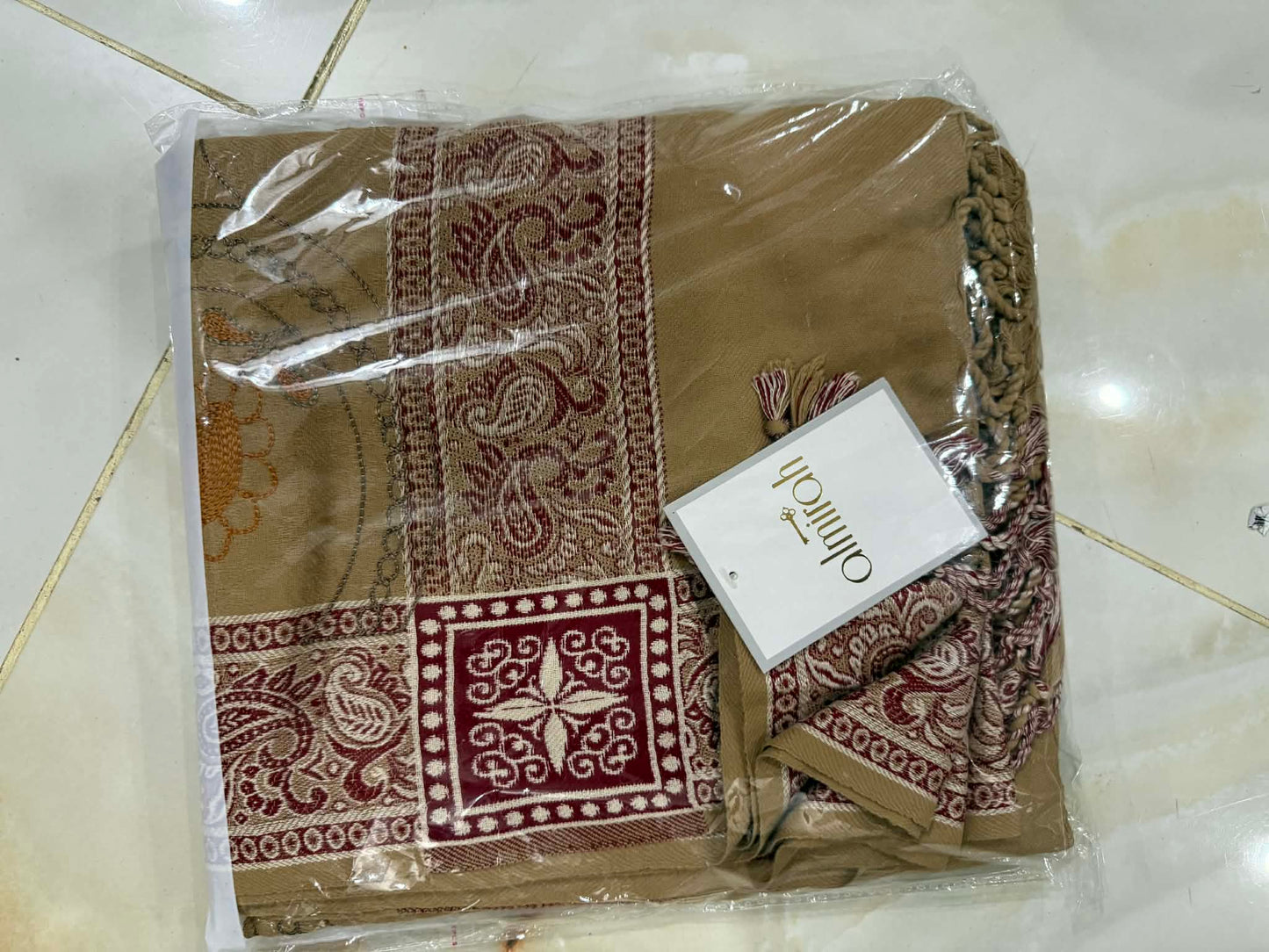 ALMIRA 01 PC LADIES SHAWL / LIGHT BROWN
