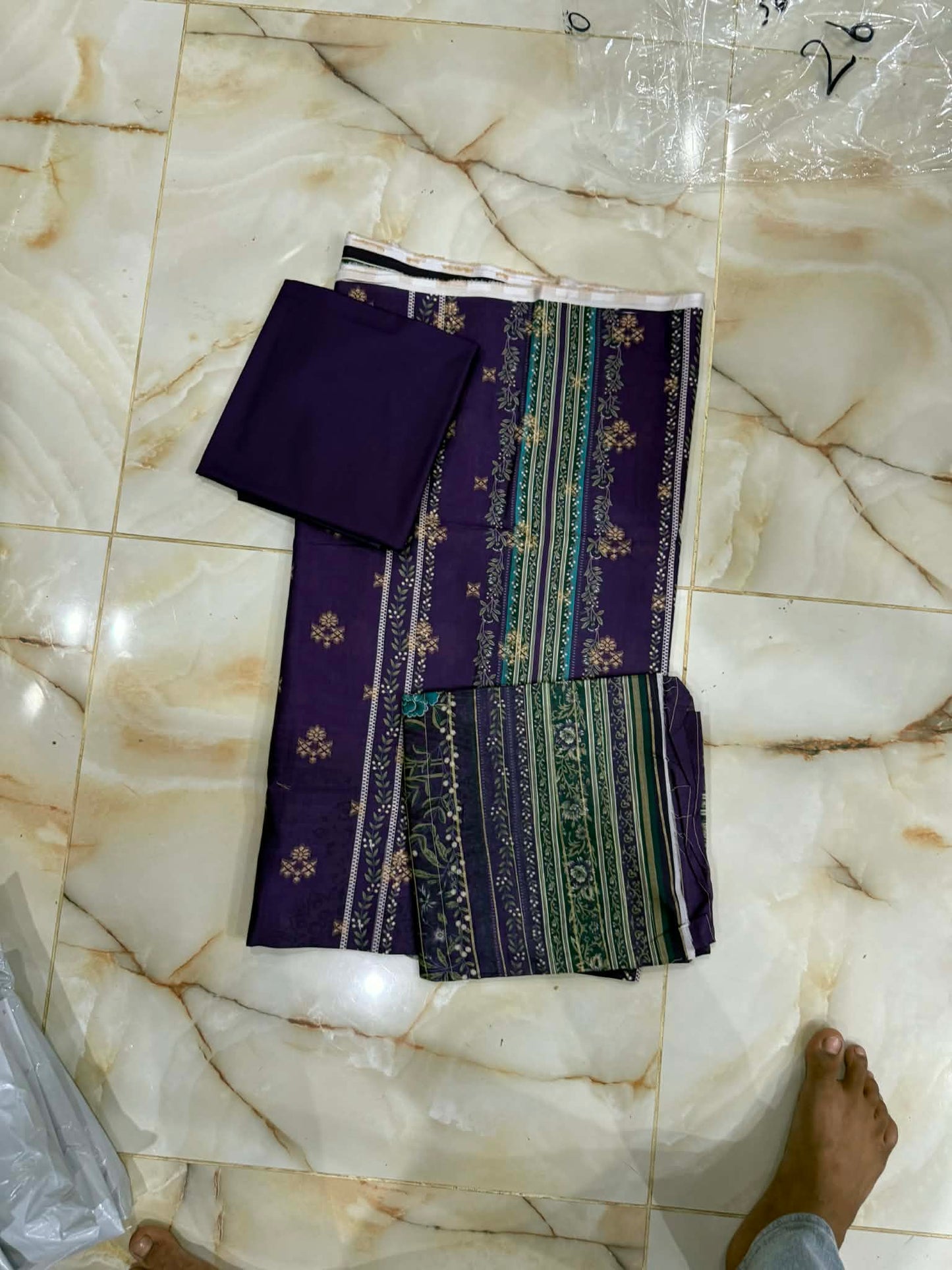 JACQAD KHAADI 03 PC UNSTITCH SUIT / PURPLE