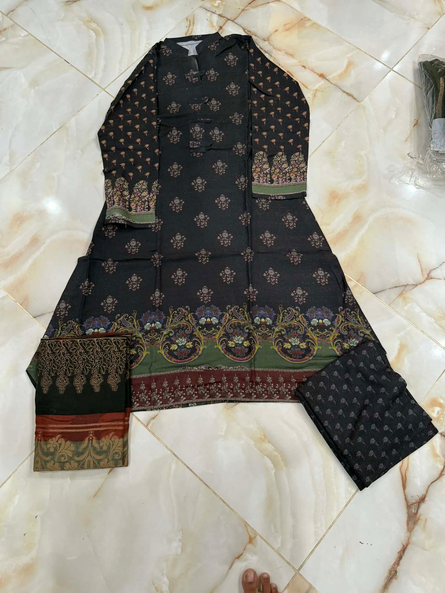 TAWAKAL 03 PC STITCH SUIT / BLACK