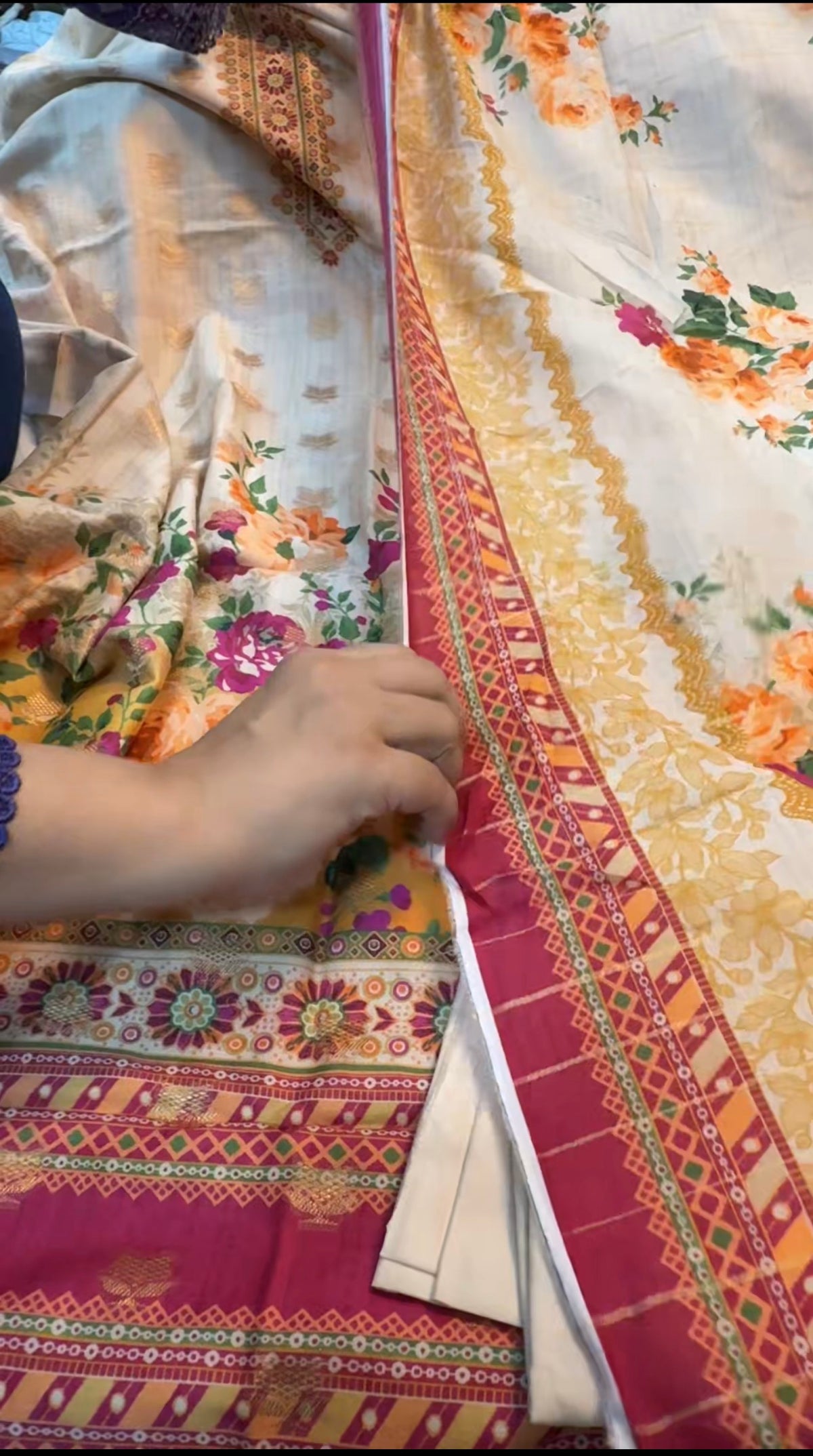 KHAADI 3PC unstitch heavy gold jacquard LAWN