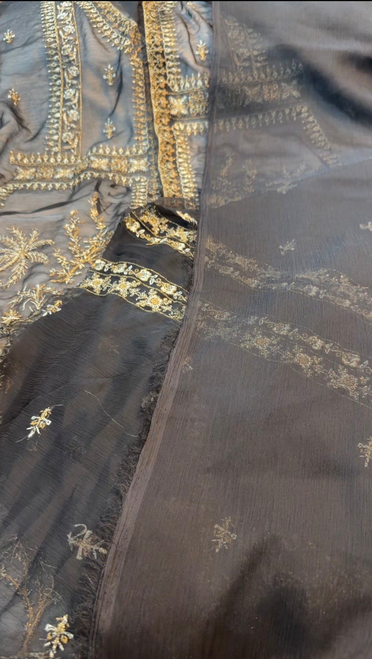 BONANZA SATRANGI 3PC UNSTITCH BRIDAL HEAVY EMB SHIFOON