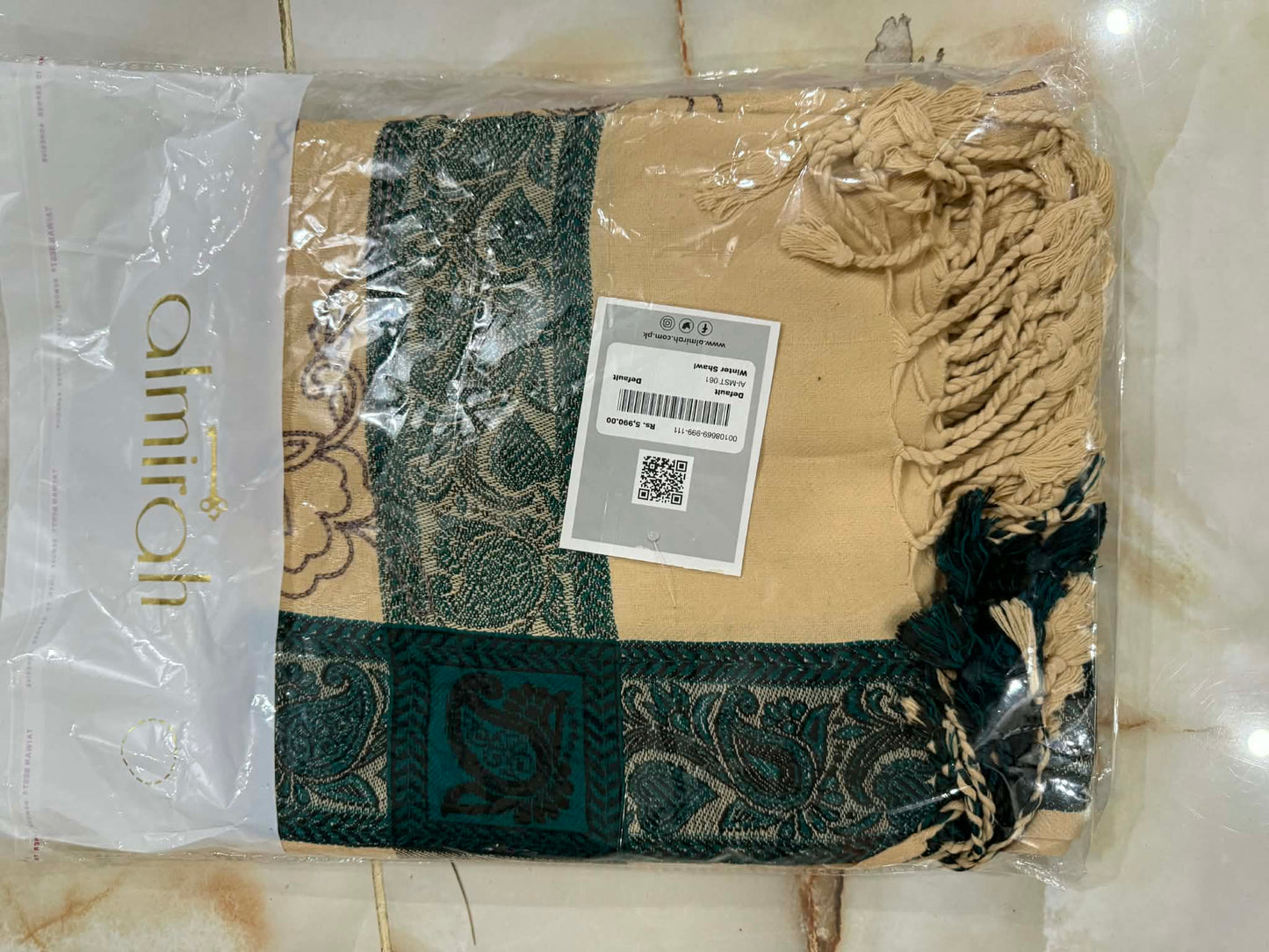 ALMIRA 01 PC LADIES SHAWL / OFF WHITE