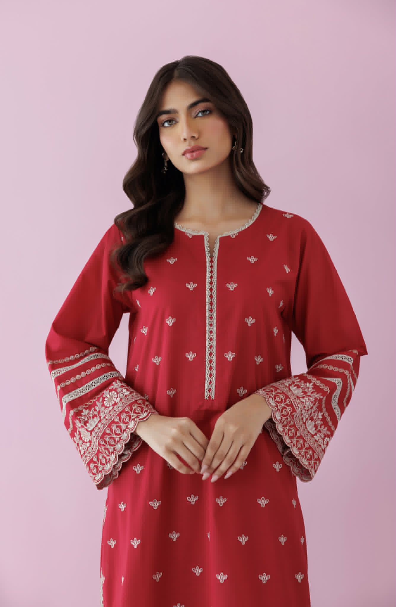 ORIENT LAWN CHIKINKARI 02 PC STITCH SUIT / RED
