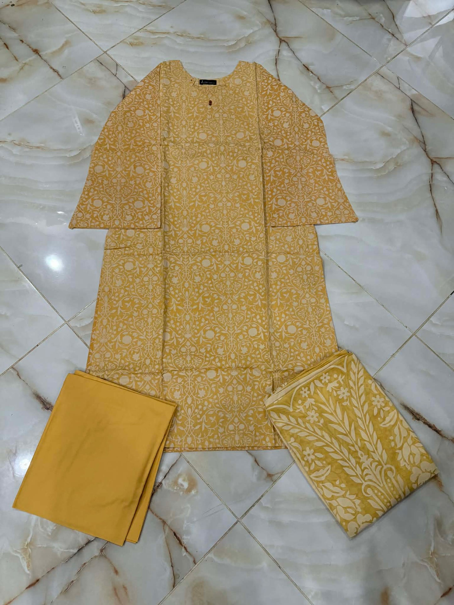 J. 03 PC STITCH SUIT / YELLOW