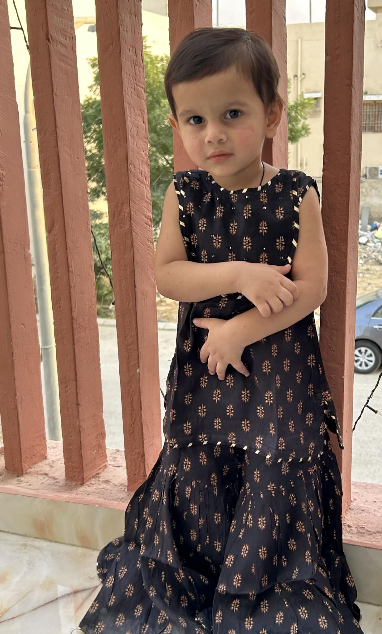 chase up stock 02 pc stitch suit  grarah/ multi black