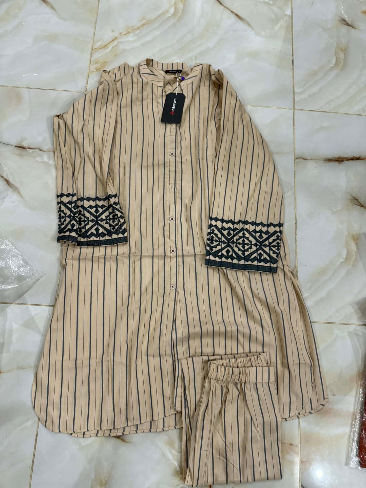 AL KARAM 02 PC STITCH SUIT / CREAM