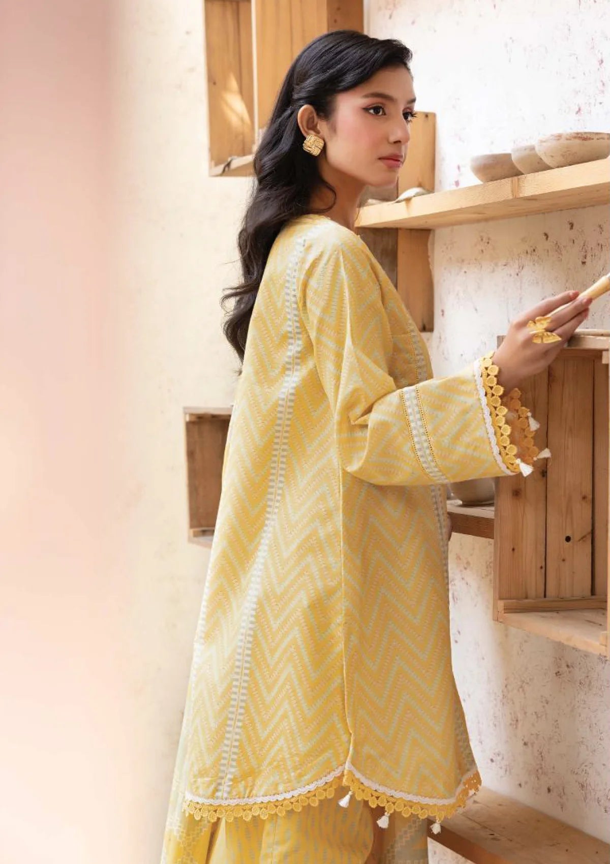 Lawn - M.Basics - Elaheh 26 - MB-ELHV4-05/UNSTITCH