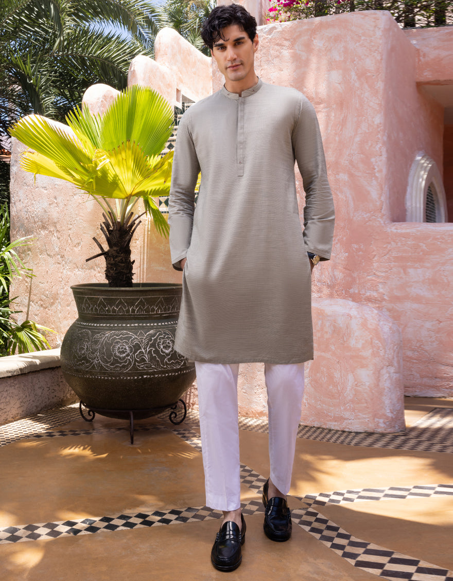 J.MENS KURTA / HATCHED GREEN