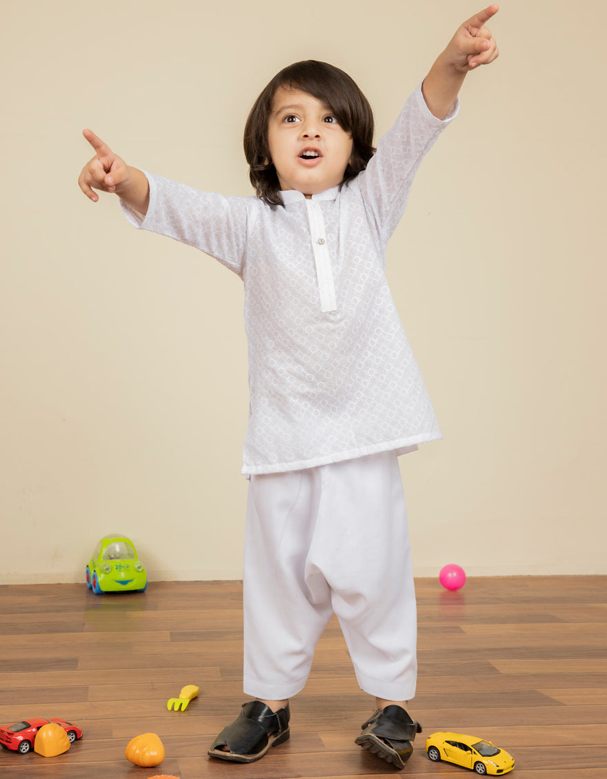 j.infants kurta pajama/white