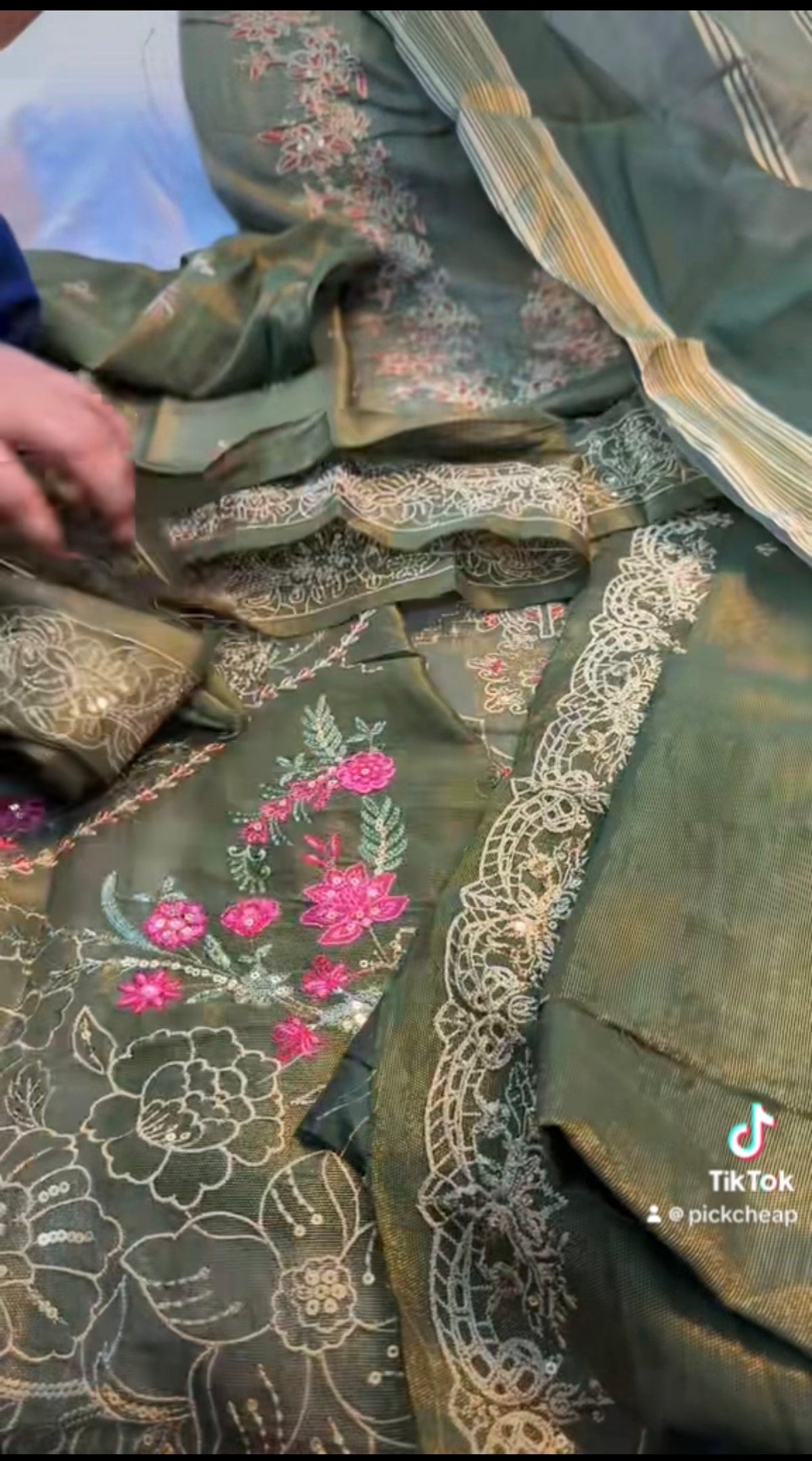 BONANZA SATRANGI 3PC UNSTITCH multi BRIDAL HEAVY EMB mesori silk with formal shawl