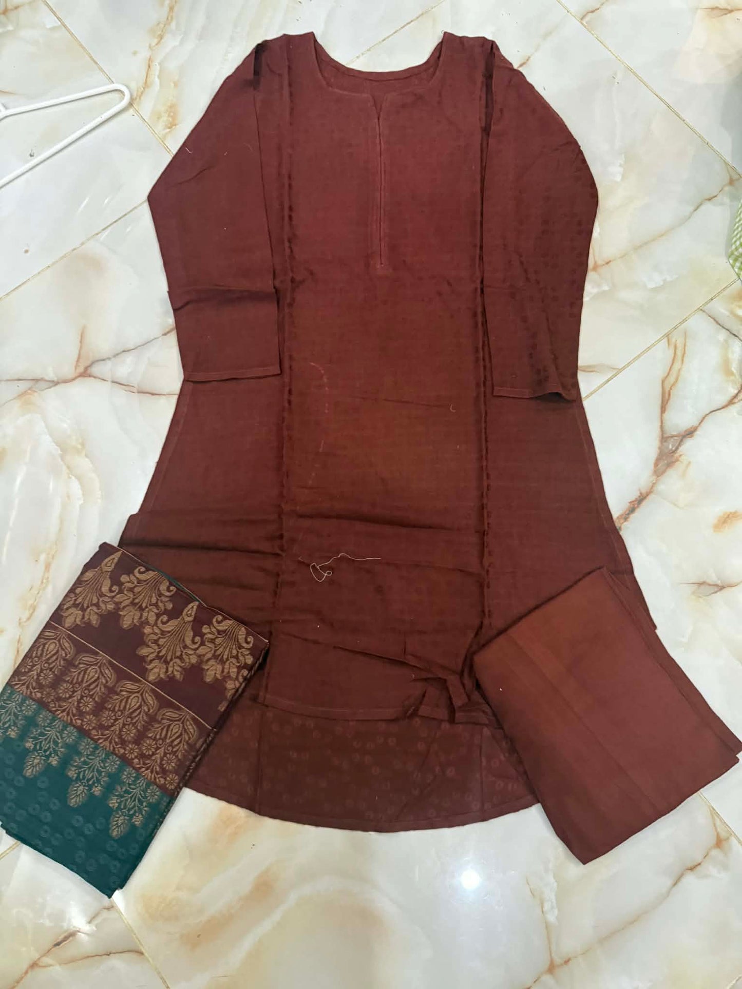 TAWAKAL 03 PC STITCH SUIT / MAROON