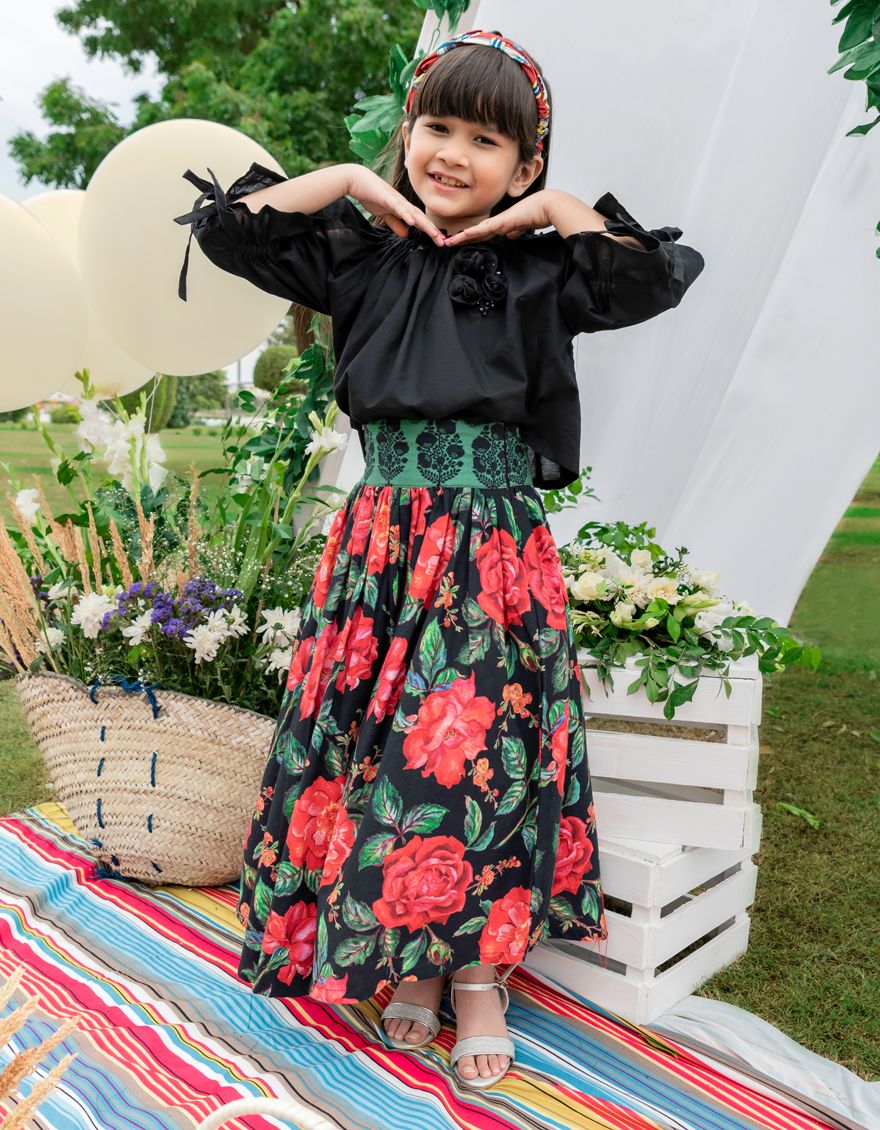 j.01 pc stitch kurti girls / black